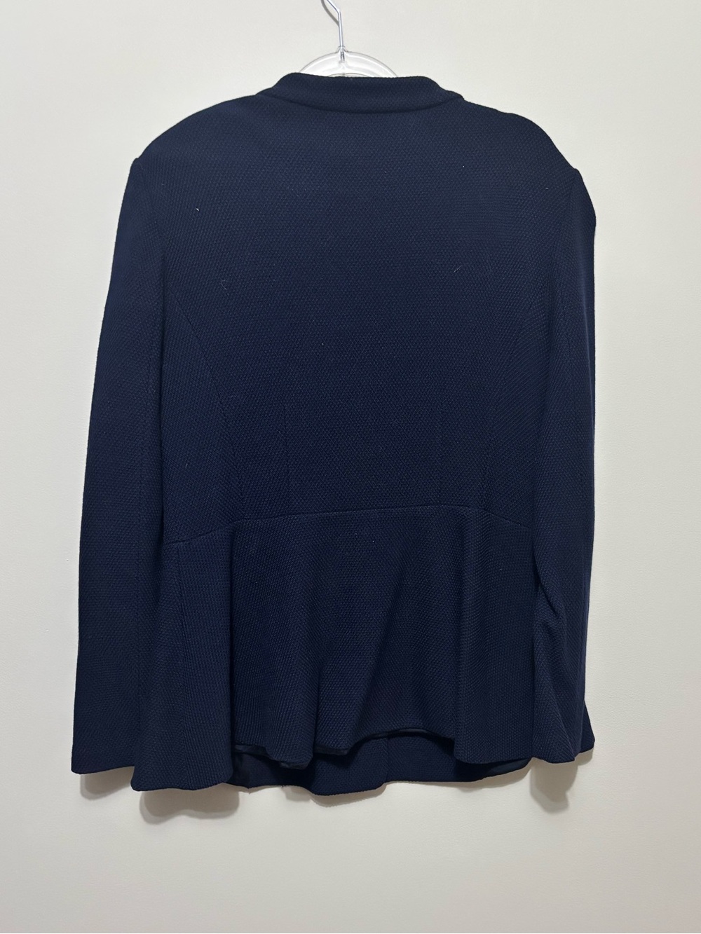 St. John Sz 10 Caviar Navy Pique Knit Short Jacket Blazer - Picture 3 of 5
